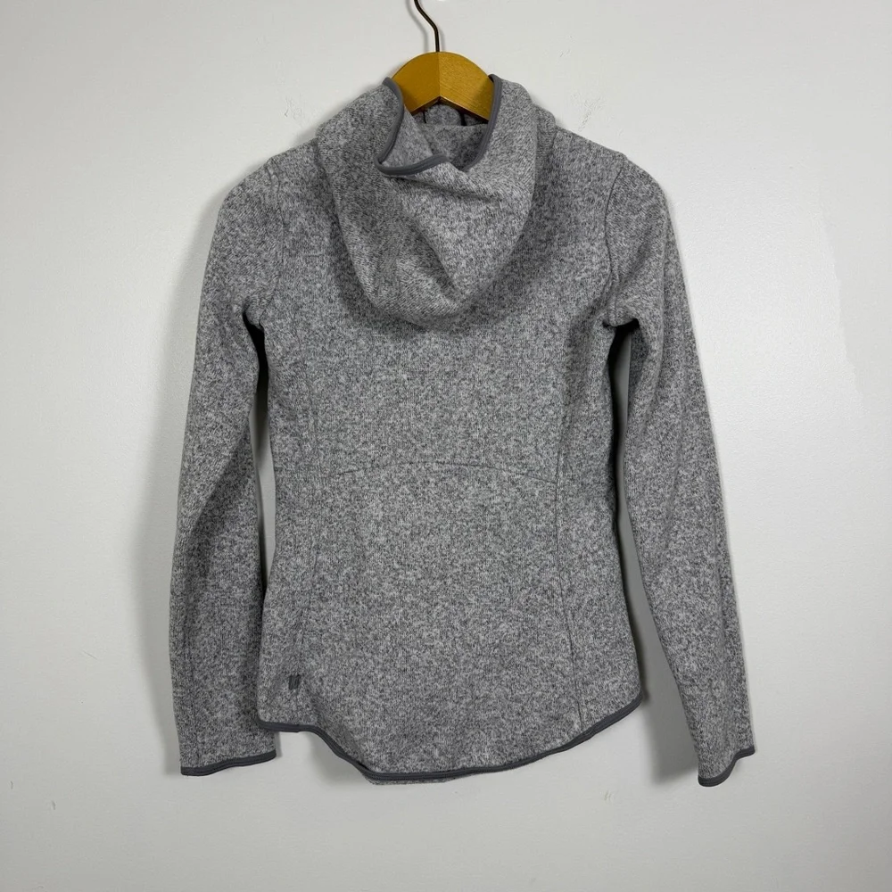Lululemon Athletica Heathered Gray Half-Zip Hoodie - Picture 10 of 11